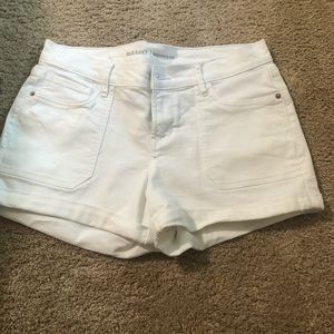 Old Navy white shorts